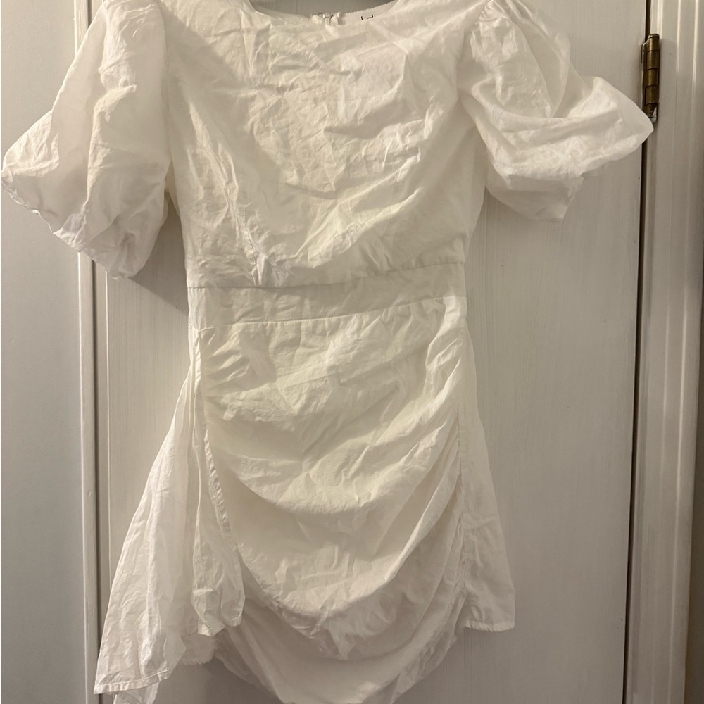 LeLe Elegant White Dress with Puff Sleeves